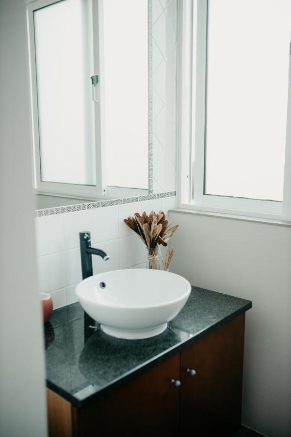 H.Oe.H Apartment Porto Luaran gambar